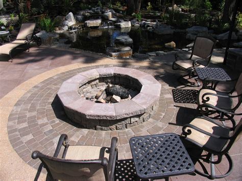 Apr 08, 2020 · the addition of the river rock will give the fire pit a nice finished look and help keep the bottom layer of bricks from shifting (image 2). Random Acts of Gardening: Stay-put Garden Project Remedies