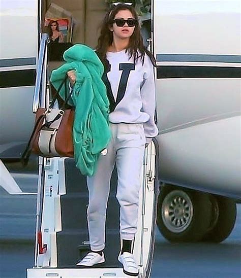 Selena Gomez Arriving On A Private Jet In Los Angeles 02082018