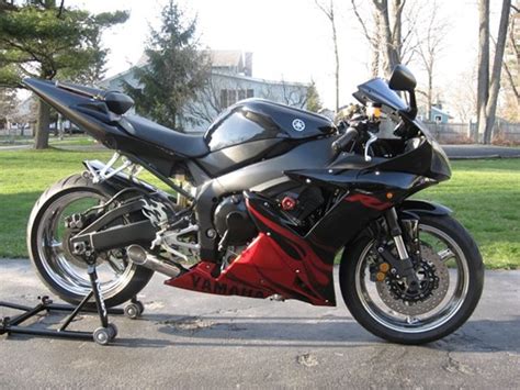 With 130 yamaha r1 bikes available on auto trader, we have the best range of bikes for sale across the uk. 98-03 Yamaha R1 VooDoo Polished Slip-On Exhaust