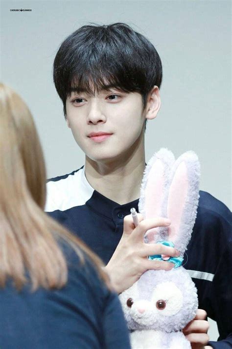 cha eunwoo 차은우 cha eun woo astro cute actors true beauty dong korean actors kdrama liner