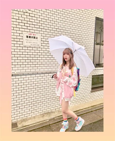 เพียงแค่ฝนตกลงที่หน้าต่างในบางครั้ง☔️☂️ ฝนตกจริง นี้ไม่ใช่การแสดง 555 ︎ ω ︎ mobilebnk48