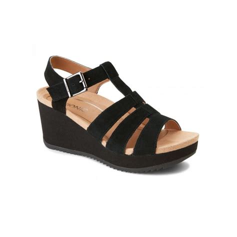 The shoes also have several comfort features that make them great options for plantar fasciitis. 8 Plantar Fasciitis Shoe Brands You Can Trust | Lucky Feet ...