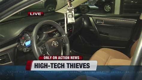 Caught On Camera Car Thieves Go High Tech High Tech Thief Camera
