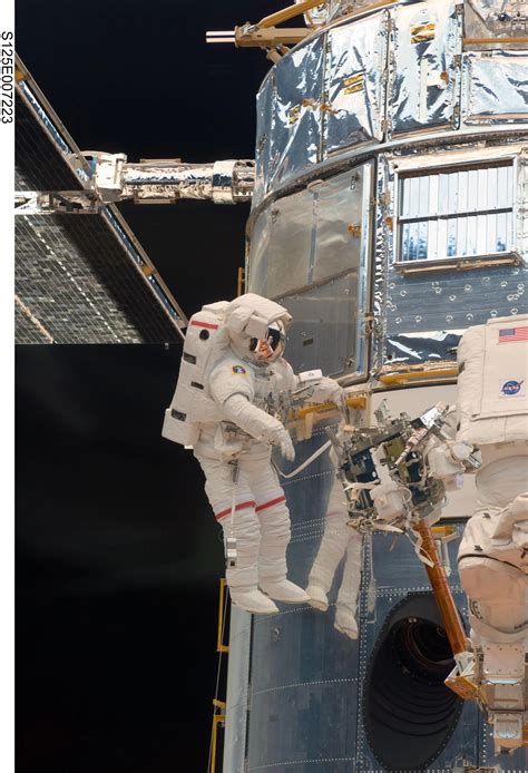 A Week Of Work On The Hubble Telescope Nasa Science