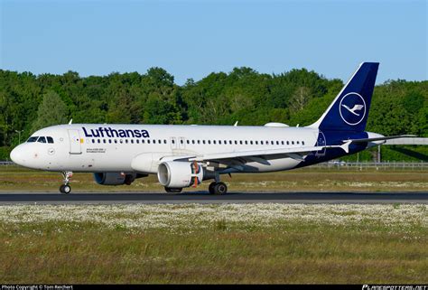 D Aizd Lufthansa Airbus A320 214 Photo By Tom Reichert Id 1439126