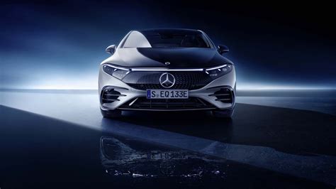 2022 Mercedes Benz Eqs Preview Redefining The Luxury Car As All Electric