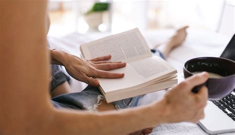 La batalla política por el presupuesto de la nación: viernes de libros con Juan Carlos Echeverry: Pesimista ...