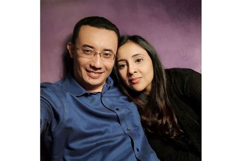 Samira muzaffar, along with the unnamed boys, were taken from their kuala lumpur home and into police custody at 6:45am, with authorities adding that they will be charged under section 302 of the penal these include his wife, samirah muzaffar, her two teenage sons, and her first husband. Wife, teenage stepsons, maid charged in murder of Cradle ...