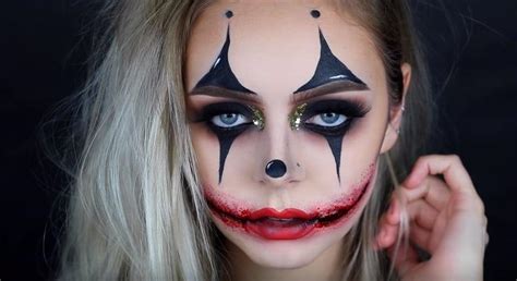 A Creepy Glamorous Clown Halloween Makeup Tutorial