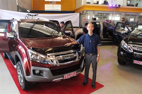 Work Live Laosnew Isuzu Dmax Set To Deliver In The Lao Pick Up Market
