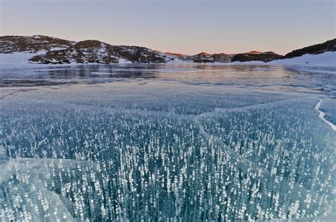 15 Breathtaking Frozen Lakes Oceans And Ponds That Look Like Art