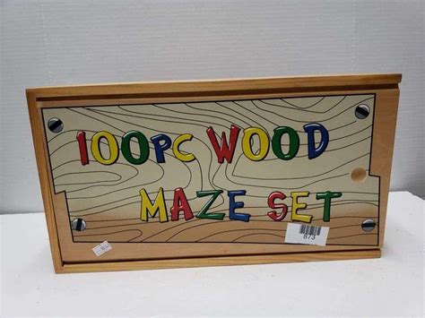 100 Piece Wood Maze Set In Storage Box Trice Auctions