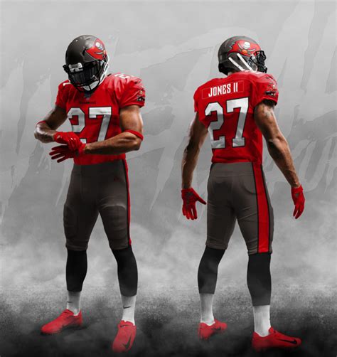 We Have Our First Look At The New Tampa Bay Buccaneers Uniforms Pics