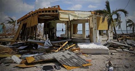 Families Return To Hardest Hit Areas Week After Hurricane Irma