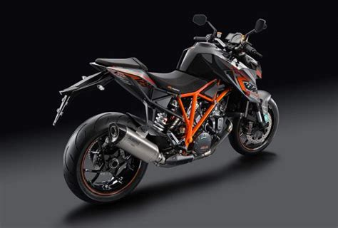 In the performance department the 1290cc engine breaths fire now thanks to the at2 adding a nice boast of 4.75% gain in max hp and 7.2% gain in max torque. KTM 1290 Super Duke R Pricing Announced - Bike India