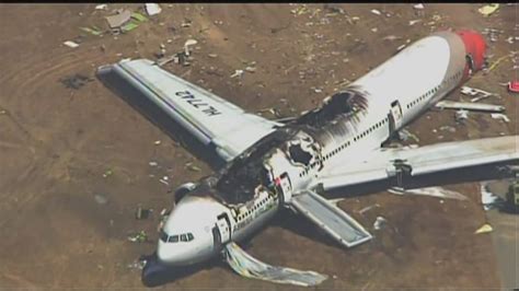 Two Dead Dozens Injured After Boeing 777 Crash Lands At San Francisco