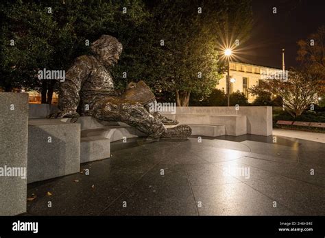 Washington Dc—nov 25th 2021 Bronze Statue Of Albert Einstein Sits In