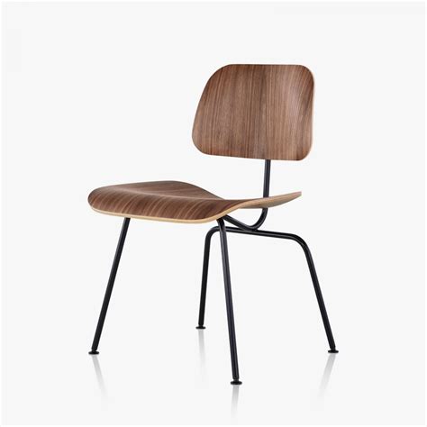 The eames molded plywood dining chair (1946) began as an experiment in charles and ray eameses' apartment and became one of the world's most widely recognized and highly coveted chairs. Eames Molded Plywood Dining Chair with Metal Base by ...
