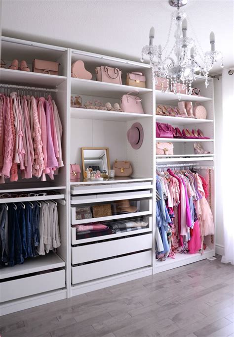 It is so versatile in its configuration and is totally plain, ready for an ikea pax hack! Helpful Closet Organization Tips Featuring The IKEA Pax ...