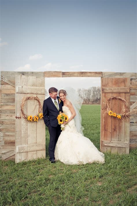 'your wedding, your way' is exactly how we wish people to use our facility, whether using your own resources or using our referred suppliers. Sunflower Theme Wedding - Rustic Wedding Chic