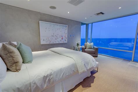 Matthew Perry Lists Malibu Home For 5M American Luxury