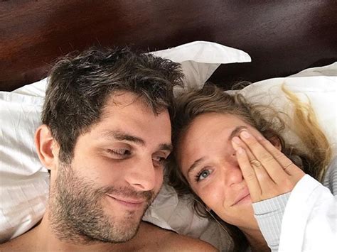 Thomas Rhett And Lauren Akins Are In The Running For Cutest Couple Ever