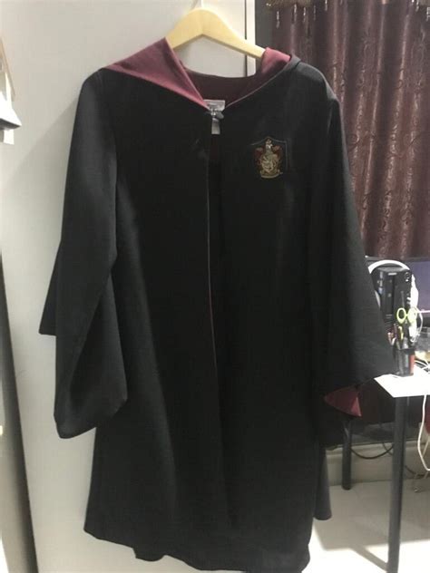 Terjual Jubah Harry Potter Gryffindor Asli Dari Universal Studio Japan