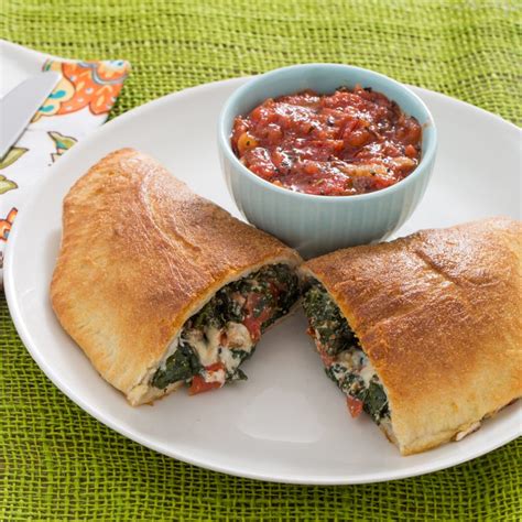 Recipe Three Cheese Calzones With Kale And Tomato Sauce Blue Apron