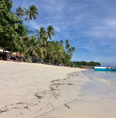 Alona Beach In Central Visayas Expedia