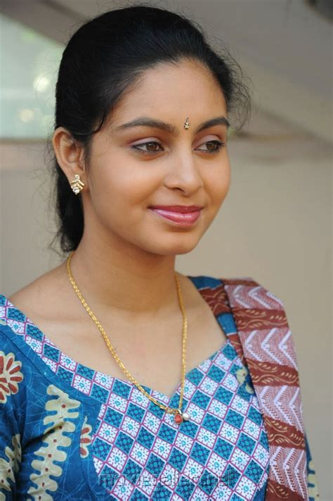 Photo And Wallpapers Latest Tamil Actress Abhinaya Pictures Free