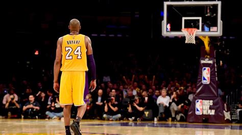 Kobe Bryant Ends Nba Career With Point Game