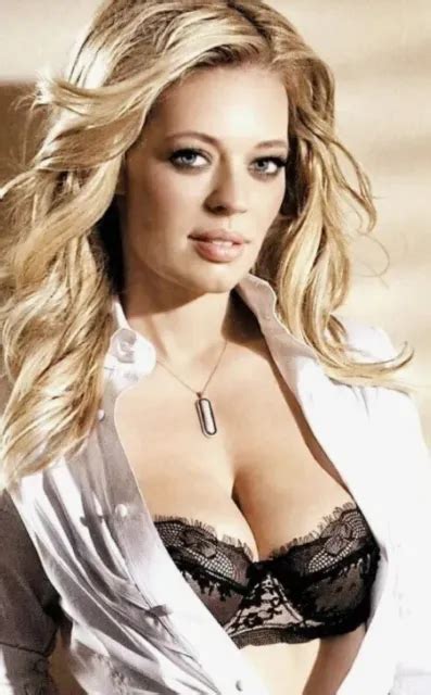 Jeri Ryan Star Trek Voyager Picard 8x10 Sexy Photo Celebrity Actress