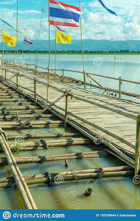 The Bamboo Bridge In Kwan Phayao Lake Stock Photo Image Of Landscape