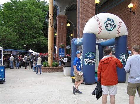 My night with the Asheville Tourists - May 19, 2016 – Steven On The Move