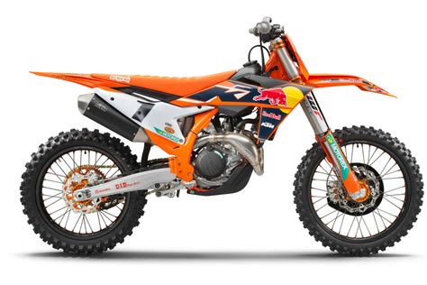 Ktm Introduces All New 2022 Ktm 450 And 250 Sx F Factory Edition Models