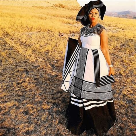 Clipkulture Beautiful Xhosa Strapless Umbhaco Dress With Doek And Beaded Cape South African