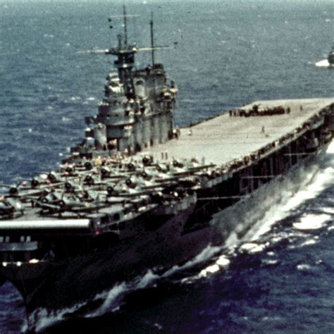 3 Us Aircraft Carriers At Midway Aircraft Carrier American Aircraft