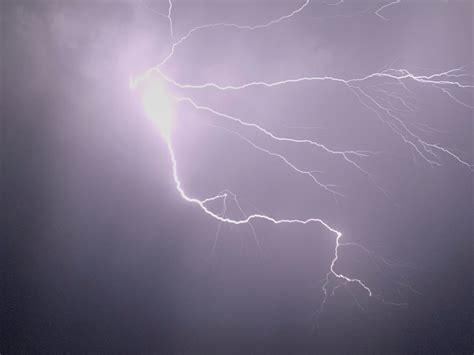 Thunderstorm Lights Up Okanagan Skies For Third Straight Night Okanagan Globalnewsca