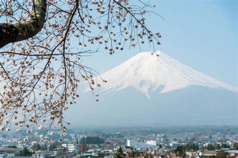 Fuji San Japan S Highest Mountain Stock Image Image Of Mountain