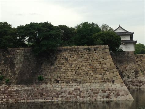Osaka Castle moat | Osaka castle, Osaka japan, Osaka