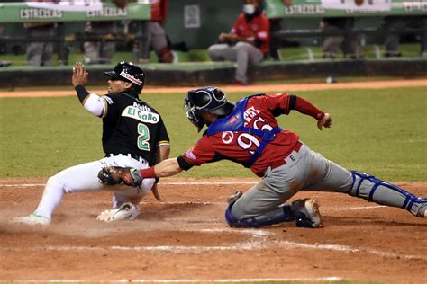 Desquite Azul Licey Blanquea Gigantes Estrellas Vuelven A Domar Al