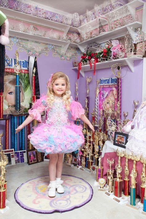 Must Haves For The Ultimate Toddlers And Tiaras Halloween Costume Cute