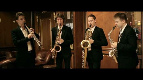 J S Bach Fugue In G Minor By A Sax Quartet Youtube