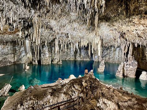 Photographing The Expansive Underwater Caves Of The Yucatan Petapixel