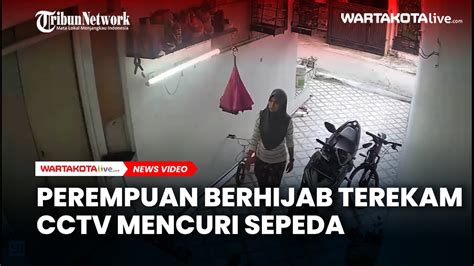 Perempuan Berhijab Terekam Cctv Mencuri Sepeda Youtube