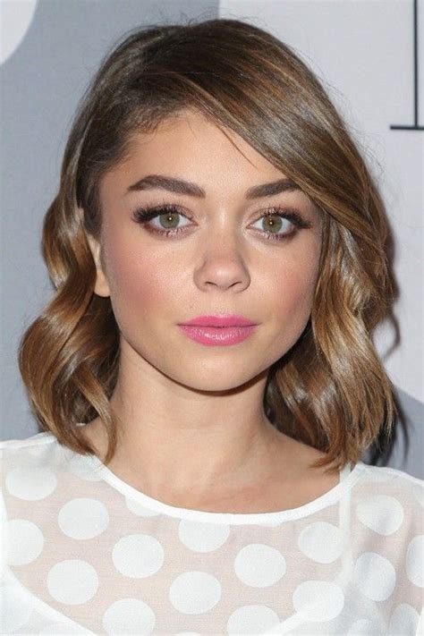 sarah hyland s hairstyles and hair colors steal her style sarah hyland hair curled bob barrel