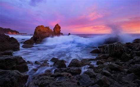 Corona del Mar, California