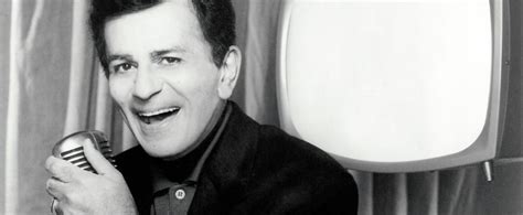Famous Radio Broadcasters Casey Kasem Be On Air