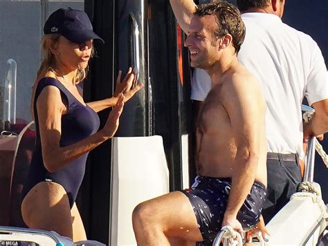 Emmanuel Macron And His Wife Brigitte Take A Break In The Cote Dazur Daily Mail Online