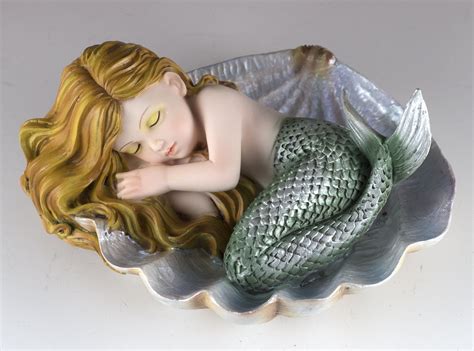 Mermaid Baby Green Sleeping On Clam Shell Figurine 375 Baby Mermaid